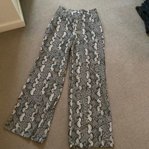 H&M high rise snake print pants size 4